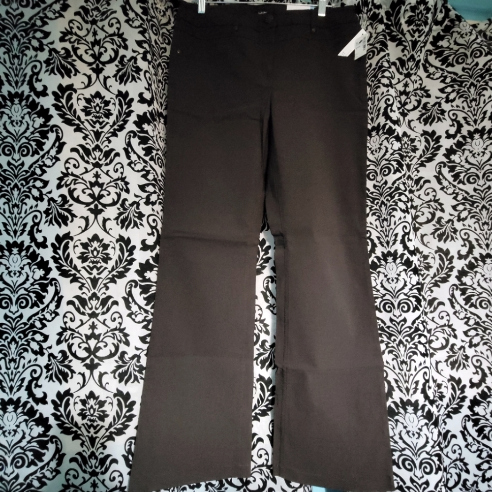 BNWT Reitmans bootcut pants